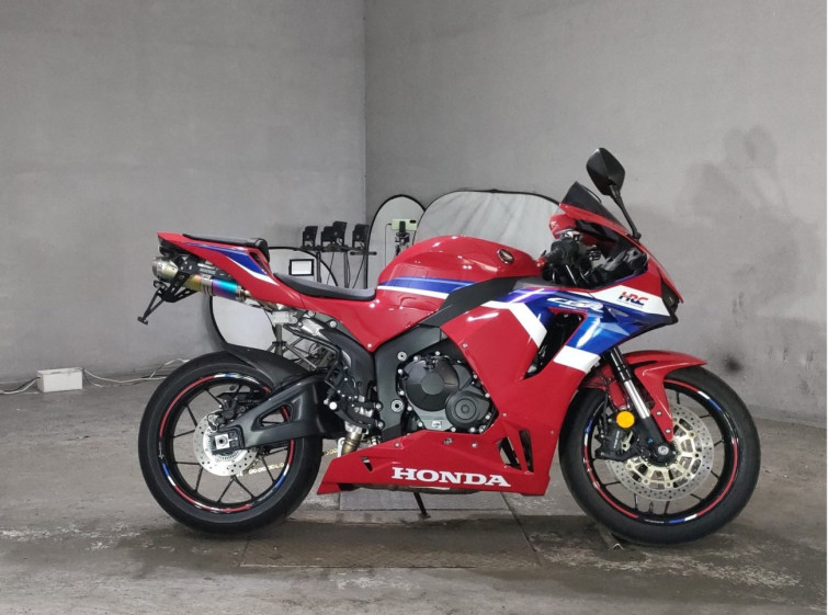 Мотоцикл Honda CBR600RR з пробігом 1627 km