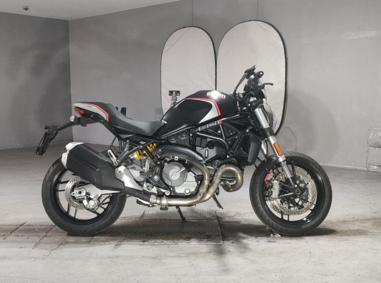 Мотоцикл Ducati MONSTER 821