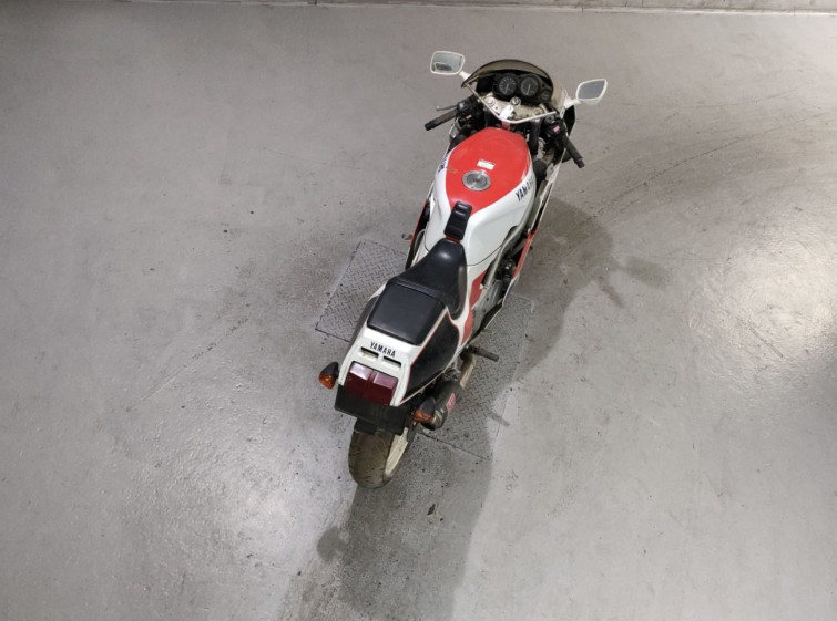 Мотоцикл Yamaha FZR400 з пробігом 41050 km