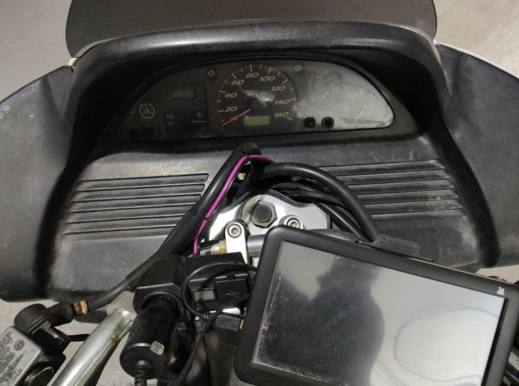 Мотоцикл Yamaha MAJESTY 250 з пробігом 13923 km