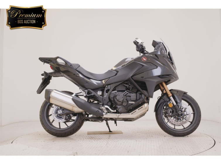 Мотоцикл Honda NT1100 з пробігом 885 km