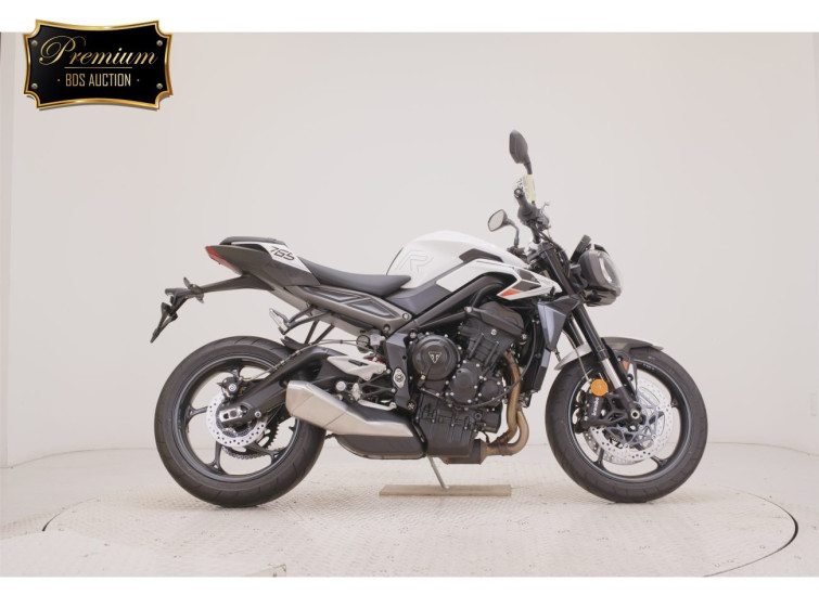 Мотоцикл Triumph STREET TRIPLE R з пробігом 302 km