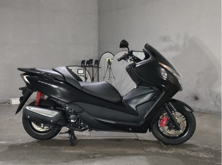 Мотоцикл Honda FORZASI з пробігом 6688 km