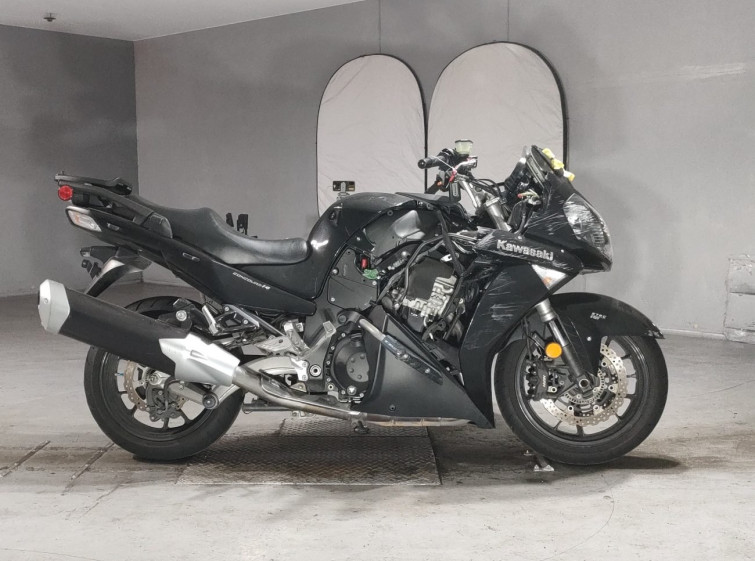 Мотоцикл Kawasaki CONCOURS 14 с пробегом 26706 km