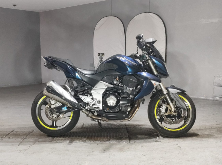Мотоцикл Kawasaki Z1000 з пробігом 49089 km