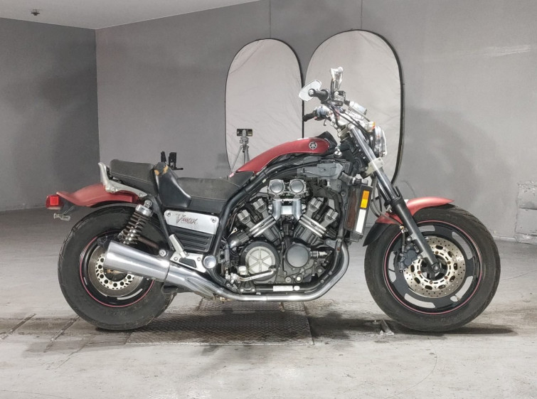 Мотоцикл Yamaha V-MAX1200 з пробігом 34767 km