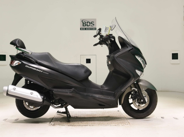 Мотоцикл Suzuki BURGMAN200 с пробегом 12650 km