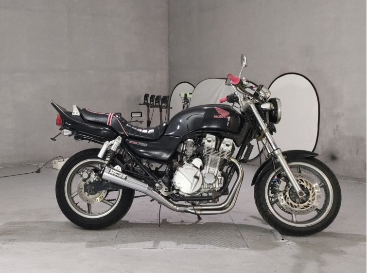 Мотоцикл Honda CB750 з пробігом 30858 km