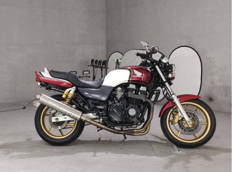 Мотоцикл Honda CB750 з пробігом 25646 km