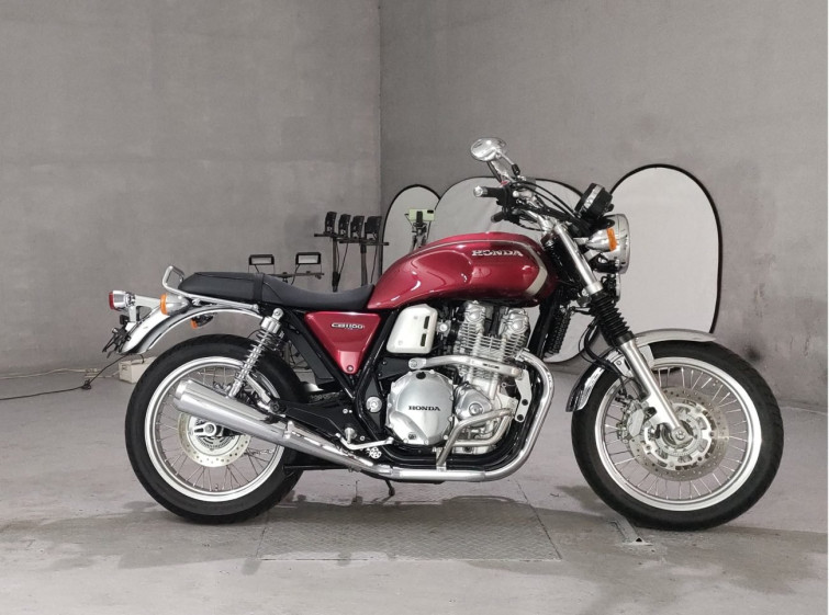 Мотоцикл Honda CB1100EX з пробігом 747 km