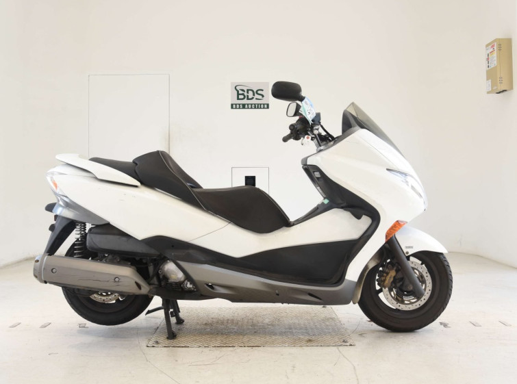 Мотоцикл Honda FORZA Z з пробігом 73646 km