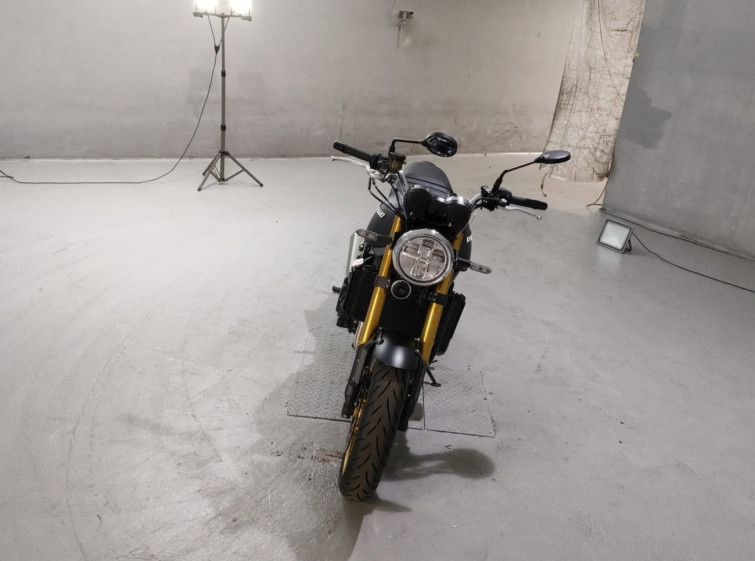 Мотоцикл Kawasaki Z900RS SE с пробегом 206 km