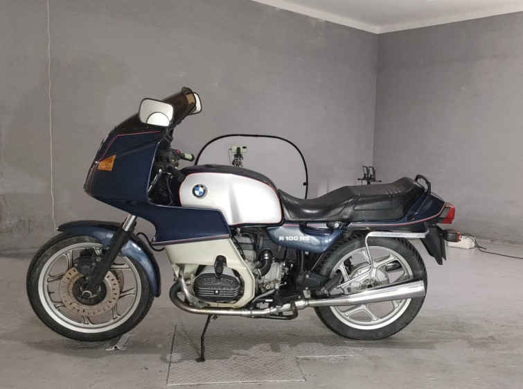 Мотоцикл BMW R100RS с пробегом 32989 km