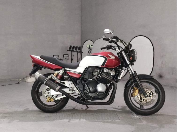 Мотоцикл Honda CB400SFV с пробегом 56642 km