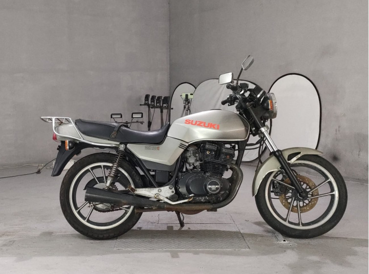 Мотоцикл Suzuki GSX250E з пробігом 3155 km
