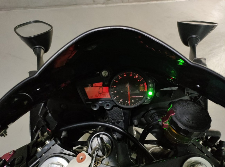 Мотоцикл Yamaha YZF-R1 з пробігом 28758 km