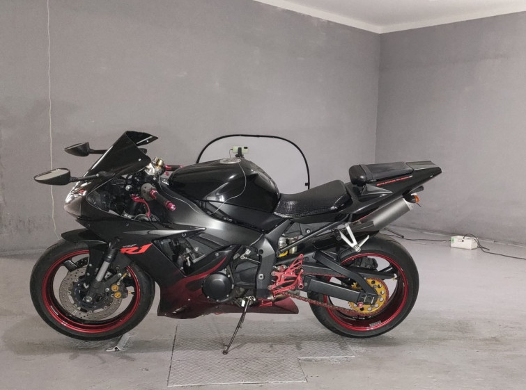 Мотоцикл Yamaha YZF-R1 з пробігом 28758 km