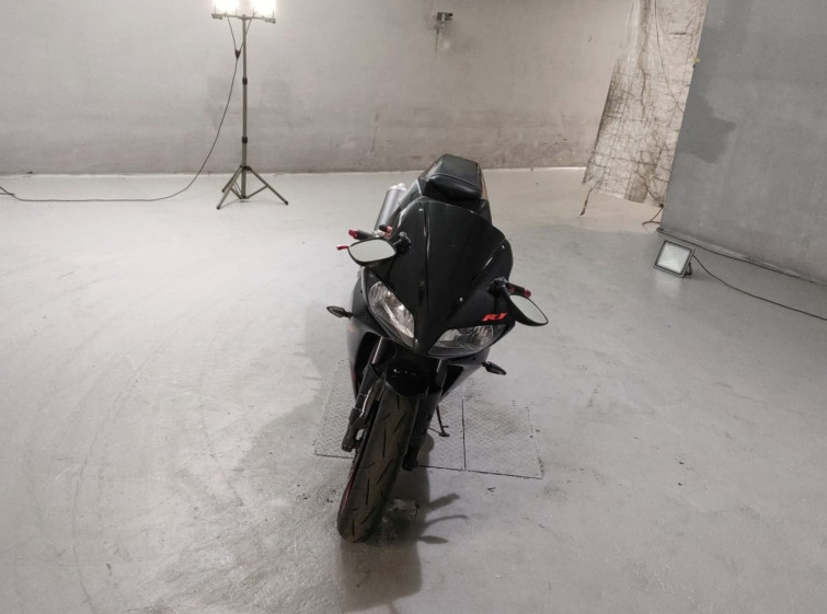 Мотоцикл Yamaha YZF-R1 з пробігом 28758 km