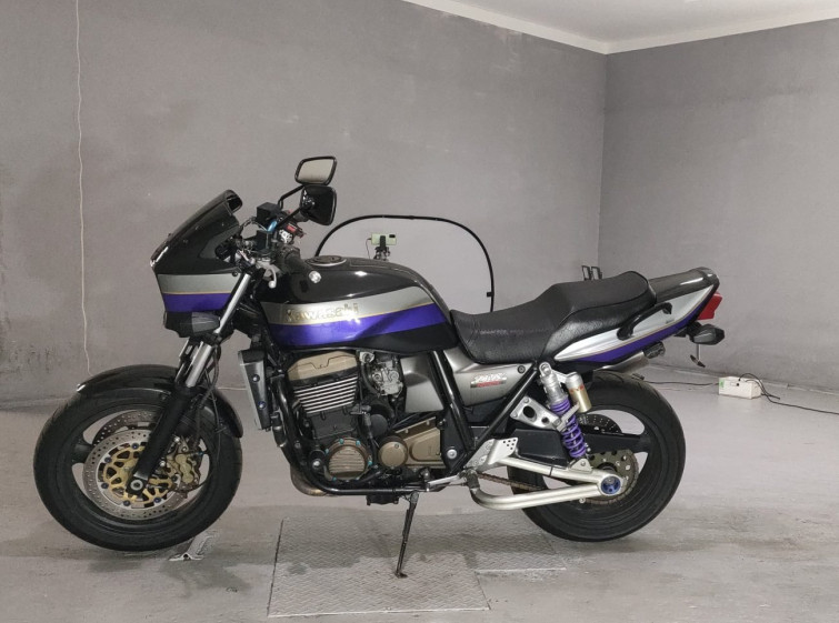 Мотоцикл Kawasaki ZRX1200R с пробегом 56003 km