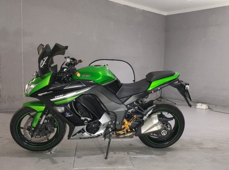 Мотоцикл Kawasaki NINJA1000 з пробігом 27896 km