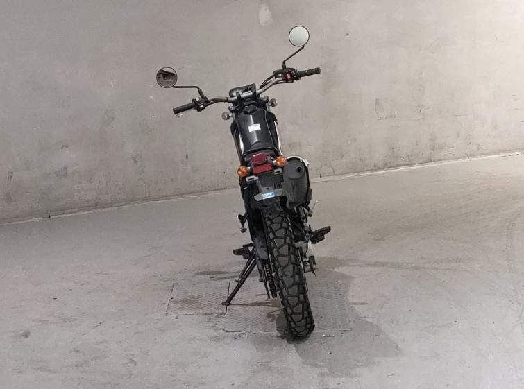Мотоцикл Yamaha TRICKER с пробегом 11060 km