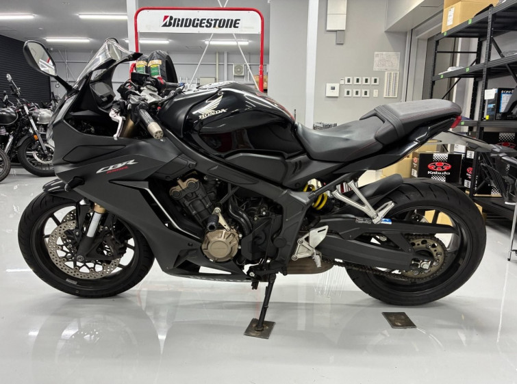 Мотоцикл Honda CBR650R з пробігом 41455 km