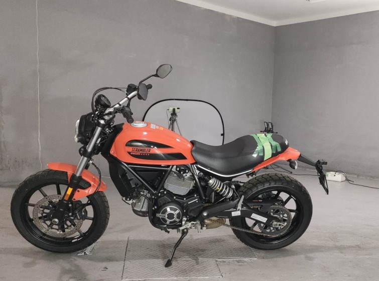 Мотоцикл Ducati SCRAMBLER SIXTY2 с пробегом 580 km