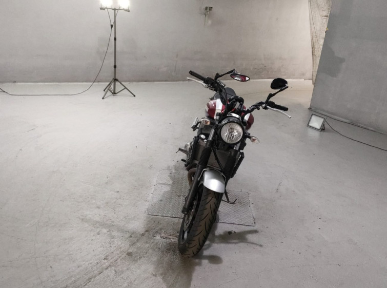Мотоцикл Yamaha XSR700 з пробігом 7982 km