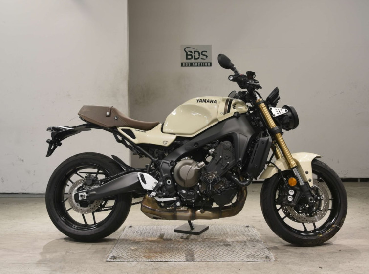 Мотоцикл Yamaha XSR900-2