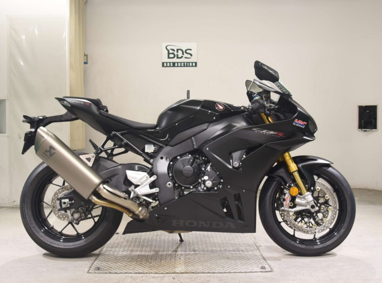 Мотоцикл Honda CBR1000RR SP с пробегом 105 km