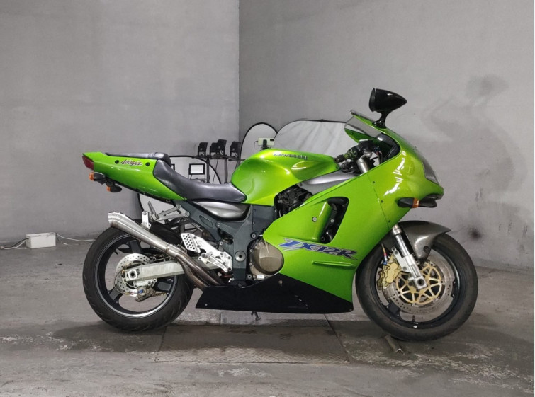 Мотоцикл Kawasaki NINJA ZX-12R с пробегом 60745 km