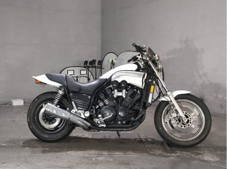Мотоцикл Yamaha V-MAX1200 з пробігом 17165 m