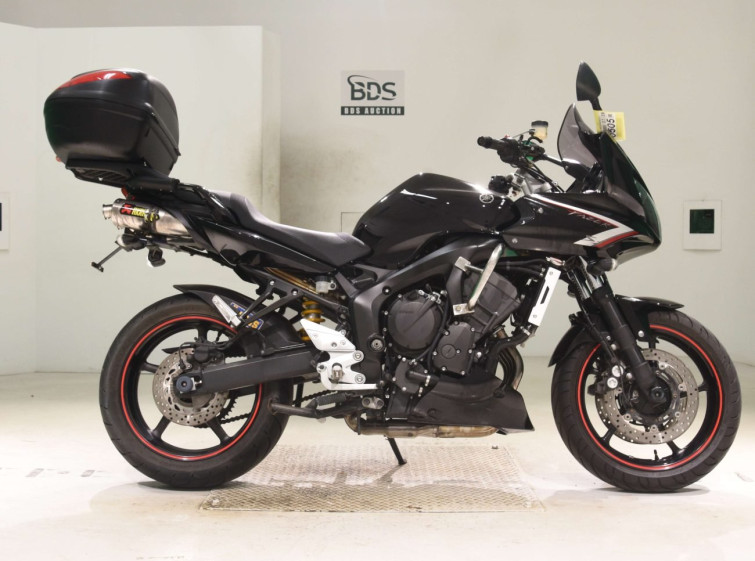 Мотоцикл Yamaha FZ6 FAZER с пробегом 18476 km