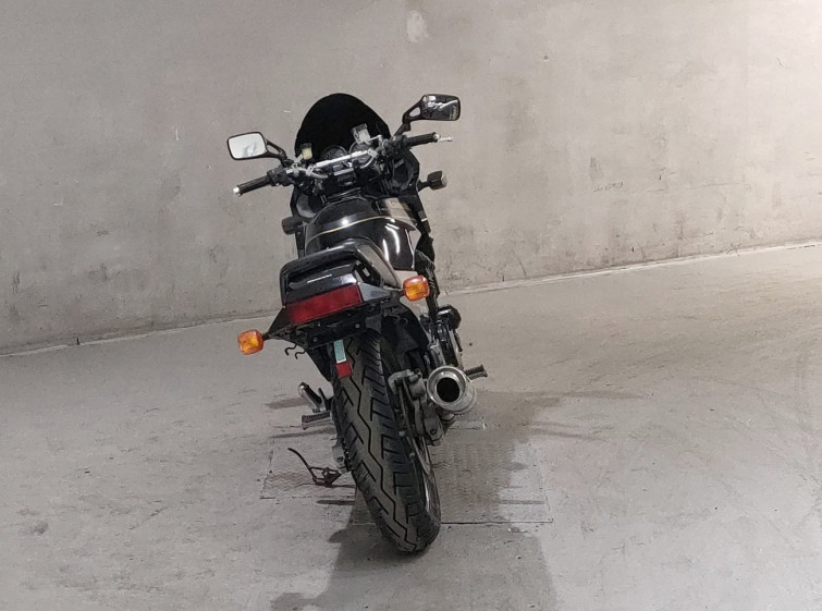 Мотоцикл Kawasaki GPZ900R з пробігом 18290 km