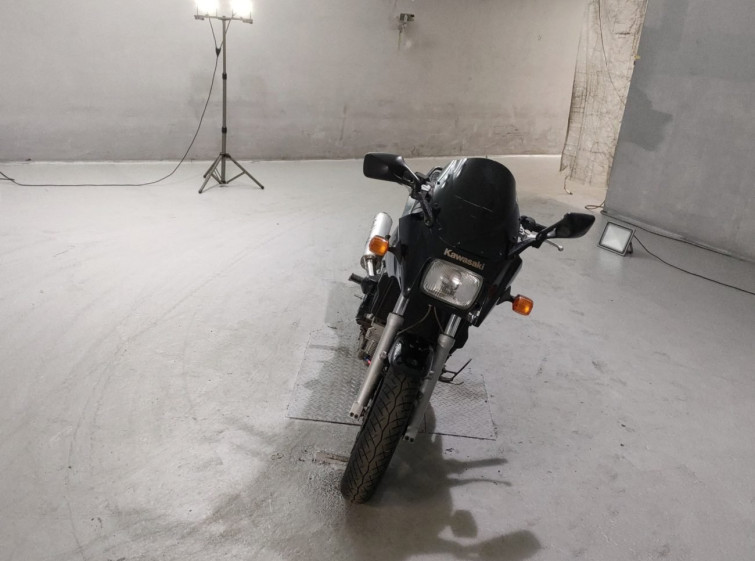 Мотоцикл Kawasaki GPZ900R з пробігом 18290 km