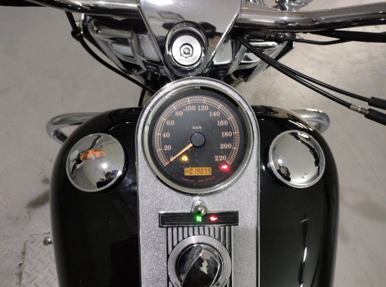 Мотоцикл HD ROAD KING FLHR1580 с пробегом 19899 km