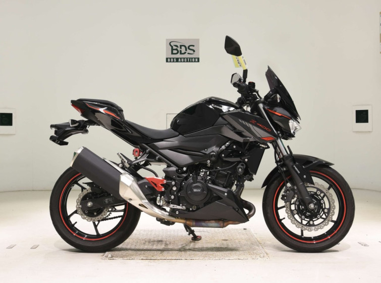 Мотоцикл Kawasaki Z400 з пробігом 13136 km