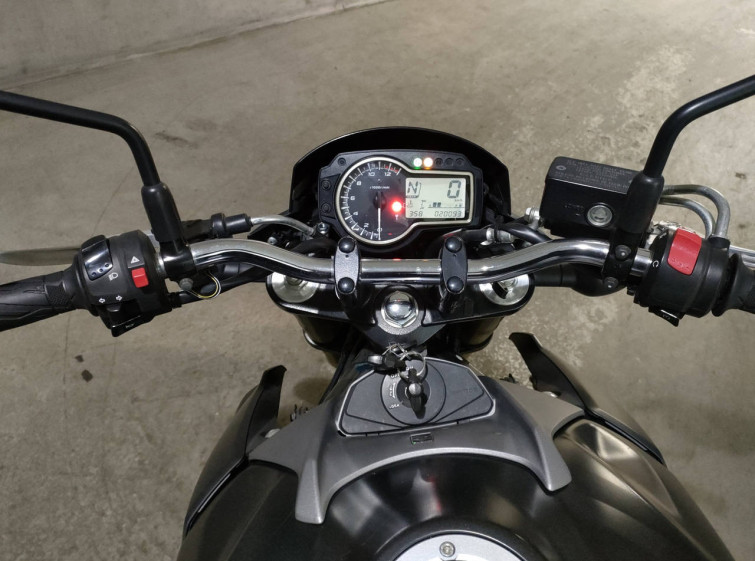 Мотоцикл Suzuki GSR750 с пробегом 20093 km