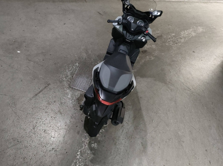 Мотоцикл Honda FORZA з пробігом 2045 km