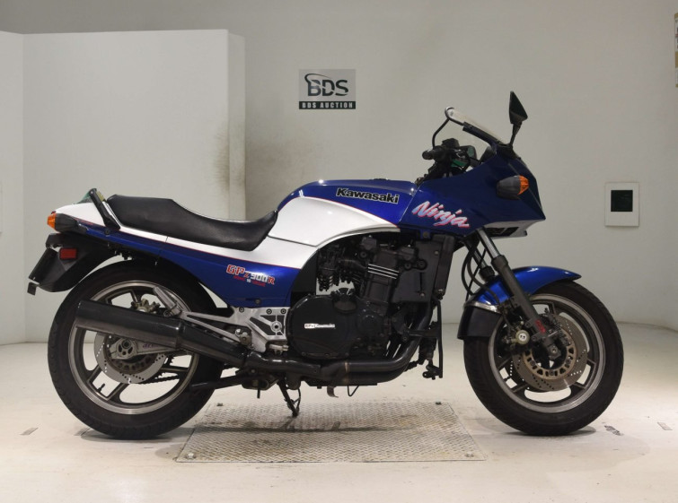 Мотоцикл Kawasaki GPZ900R с пробегом 42477 km