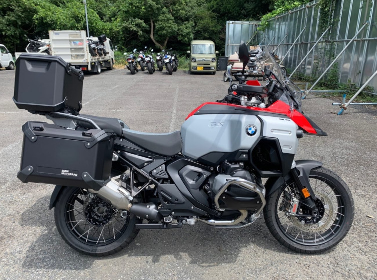 Мотоцикл BMW R1300GS ADV з пробігом 100 km