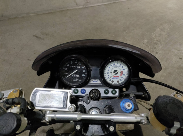 Мотоцикл Kawasaki ZRX1200R с пробегом 8832 km