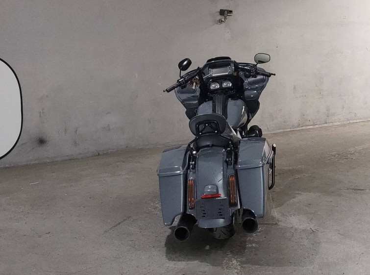 Мотоцикл HD ROAD GLIDE FLTRXSE1923 CVO с пробегом 20400 km