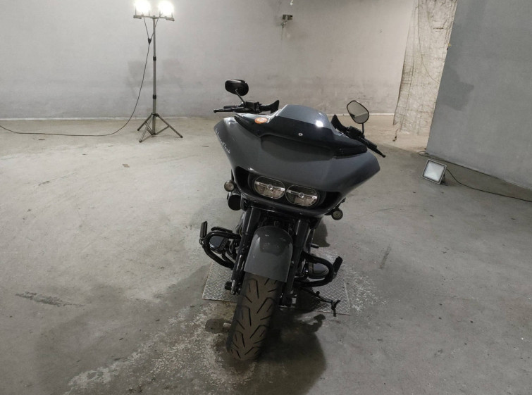 Мотоцикл HD ROAD GLIDE FLTRXSE1923 CVO с пробегом 20400 km