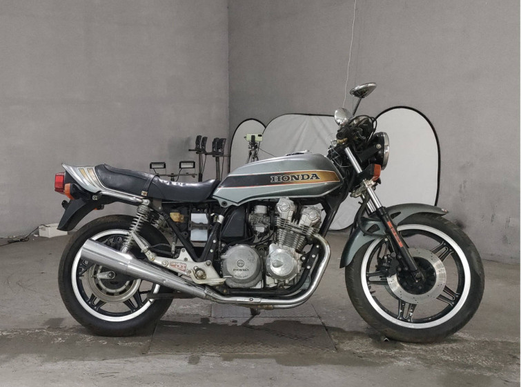 Мотоцикл Honda CB750FOUR з пробігом 10394 km