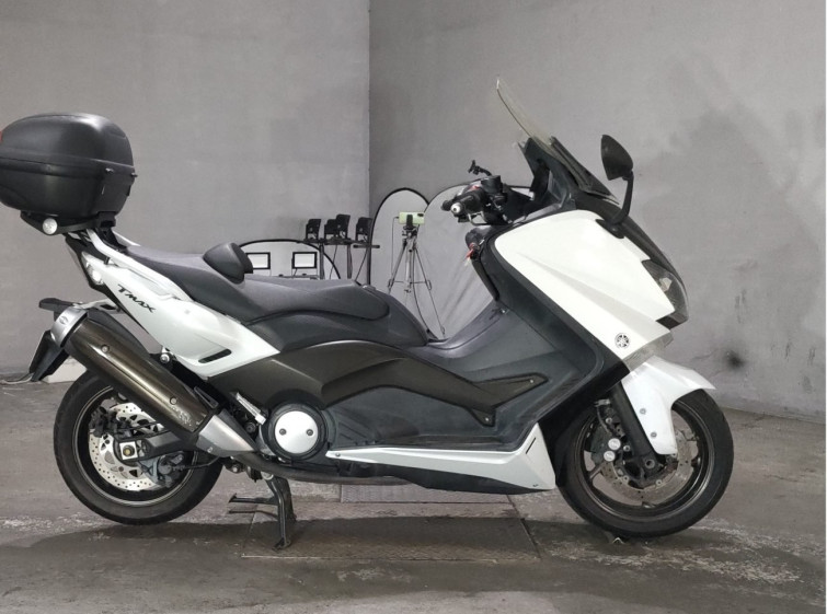 Мотоцикл Yamaha T-MAX530 с пробегом 24889 km