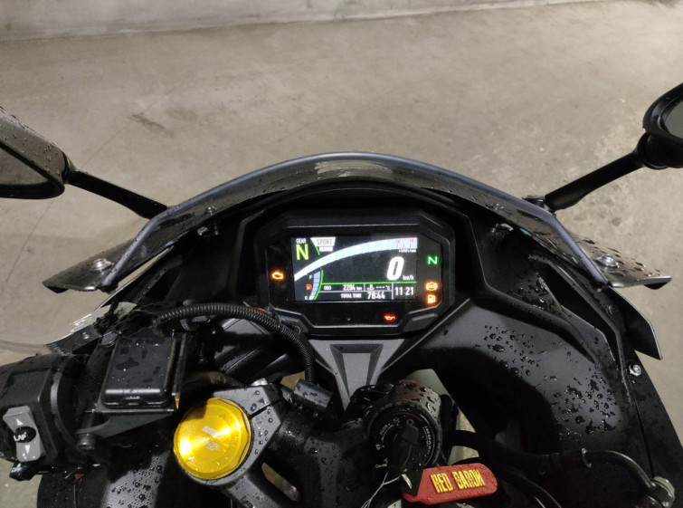 Мотоцикл Kawasaki ninja zx-4r se с пробегом 2293 km