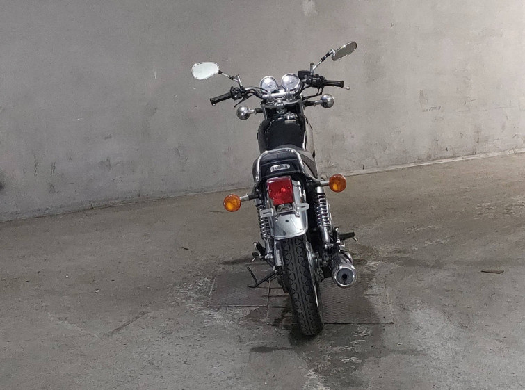 Мотоцикл Yamaha SR400 с пробегом 11916 km