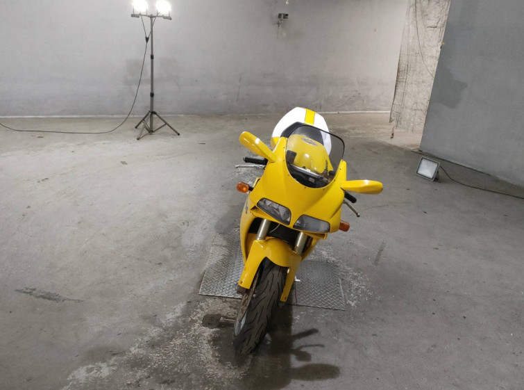 Мотоцикл Ducati 996S з пробігом 26184 km