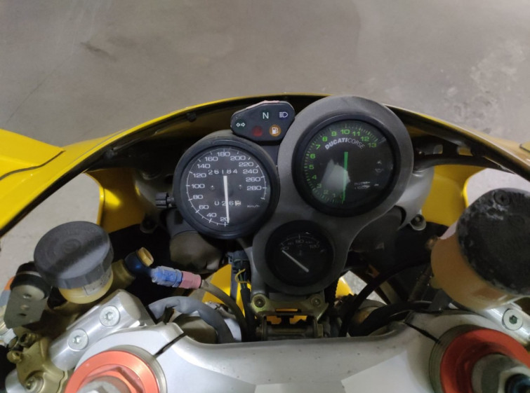 Мотоцикл Ducati 996S з пробігом 26184 km